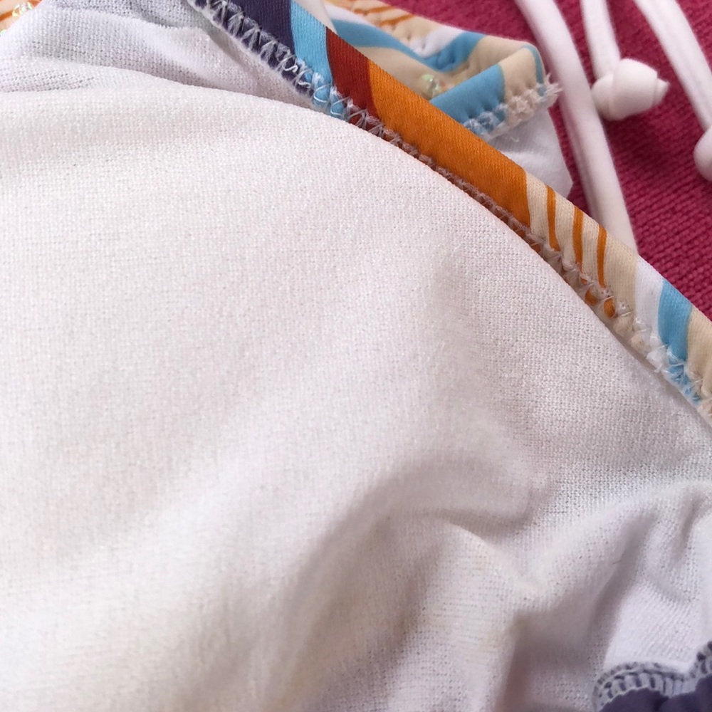 String Bikini - image 5